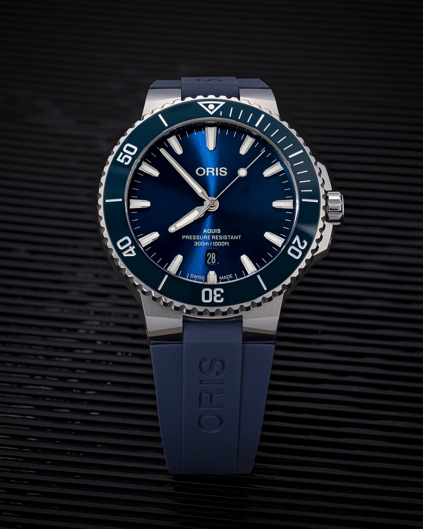 Oris Aquis Blue Dial Blue Strap Dive Watch 01 733 7789 4154-07 8 23 04PEB