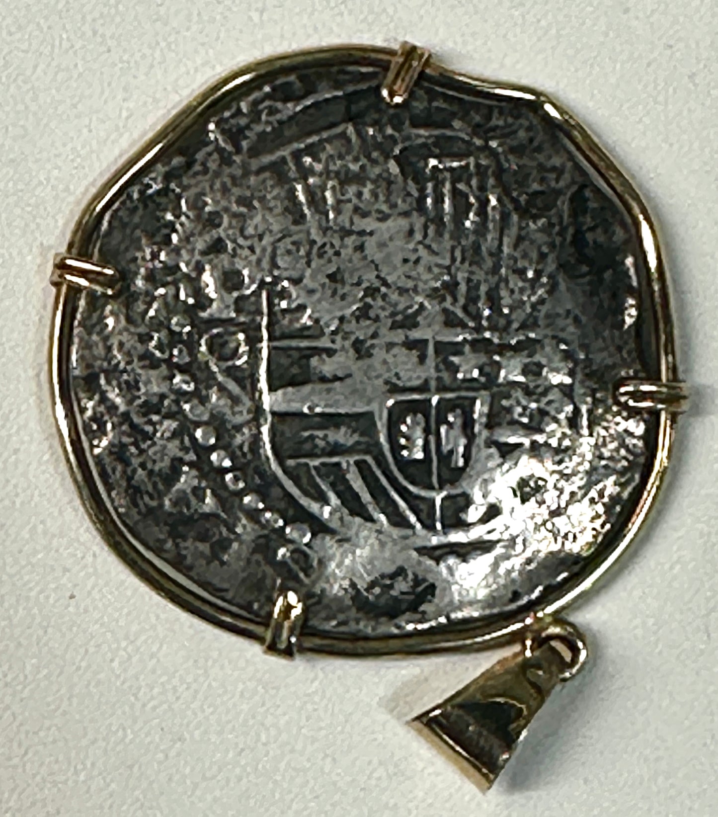 Atocha 14k Gold Bezel 8 Reales Spanish Treasure Coin AT154