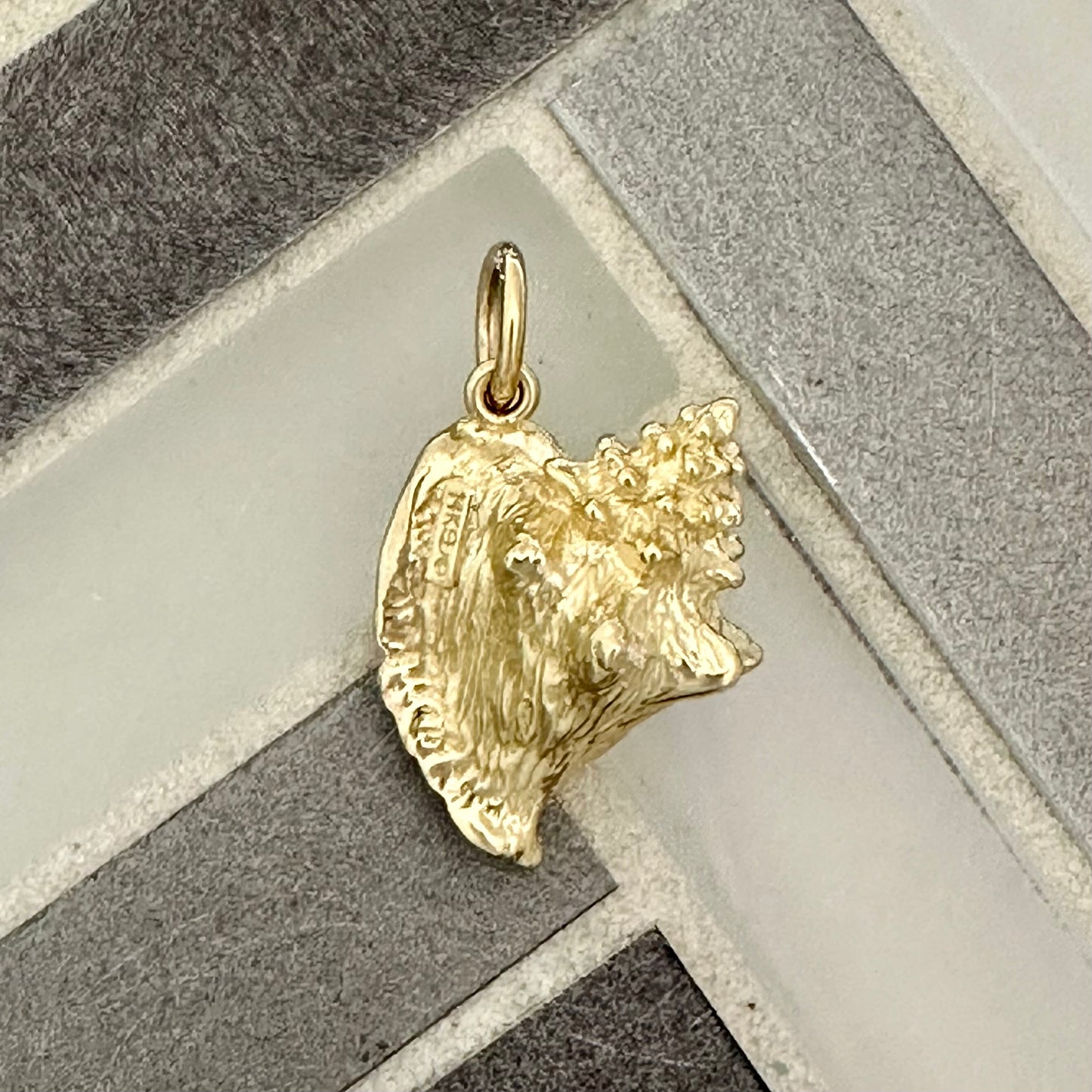 14k Yellow Gold Conch With Conch Pearl Pendant