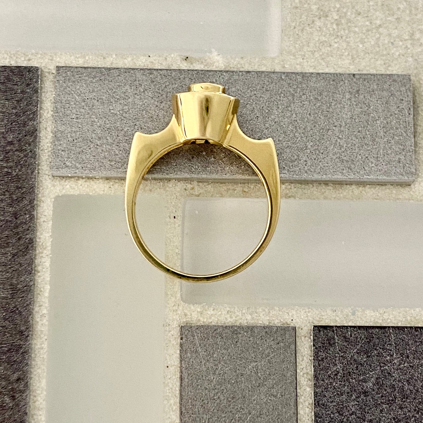 14k Yellow Gold Emerald 1/3ct With Diamond Halo .15cttw Ring Size 6 1/4