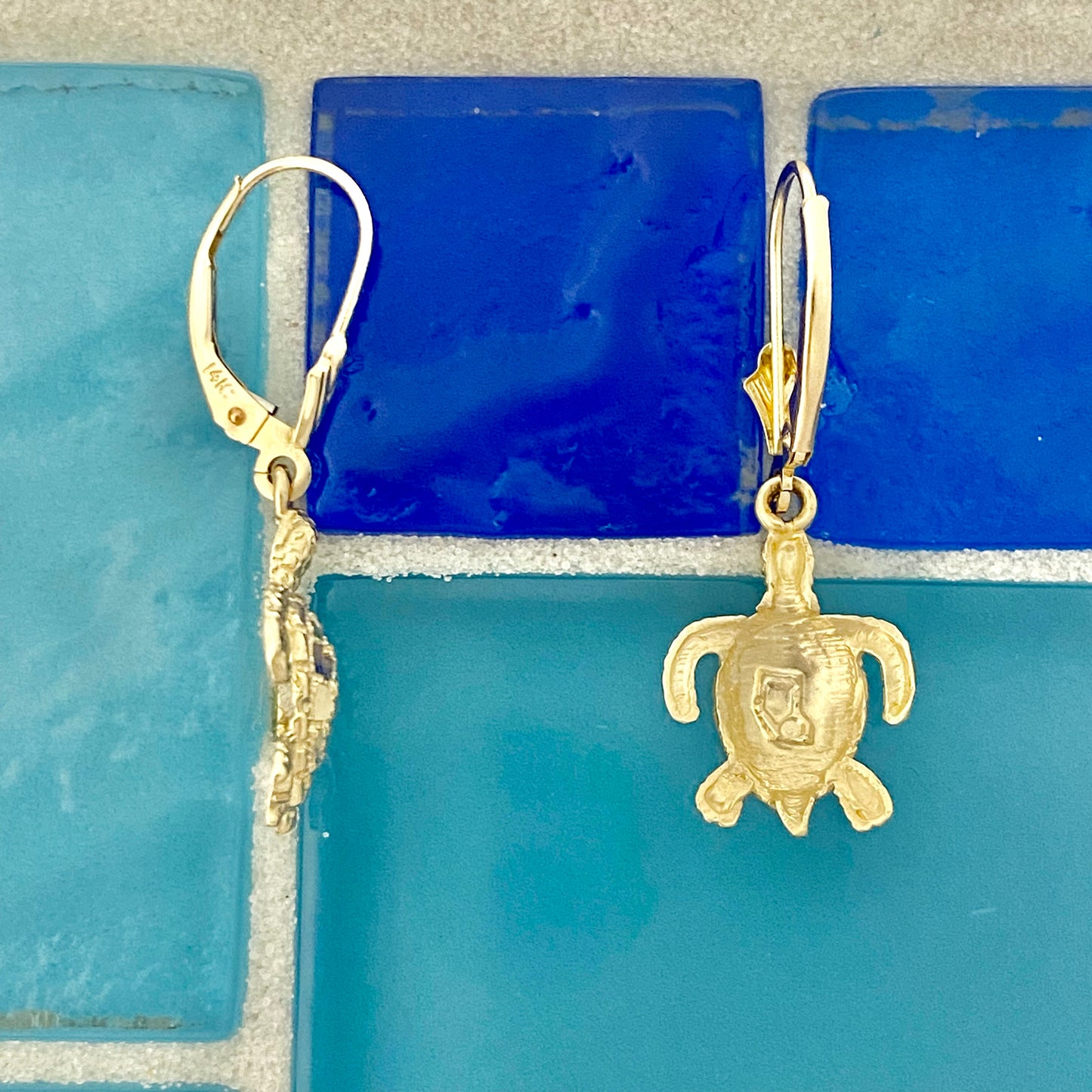 14k Yellow Gold Diamond Cut Turtle Lever Back Earrings