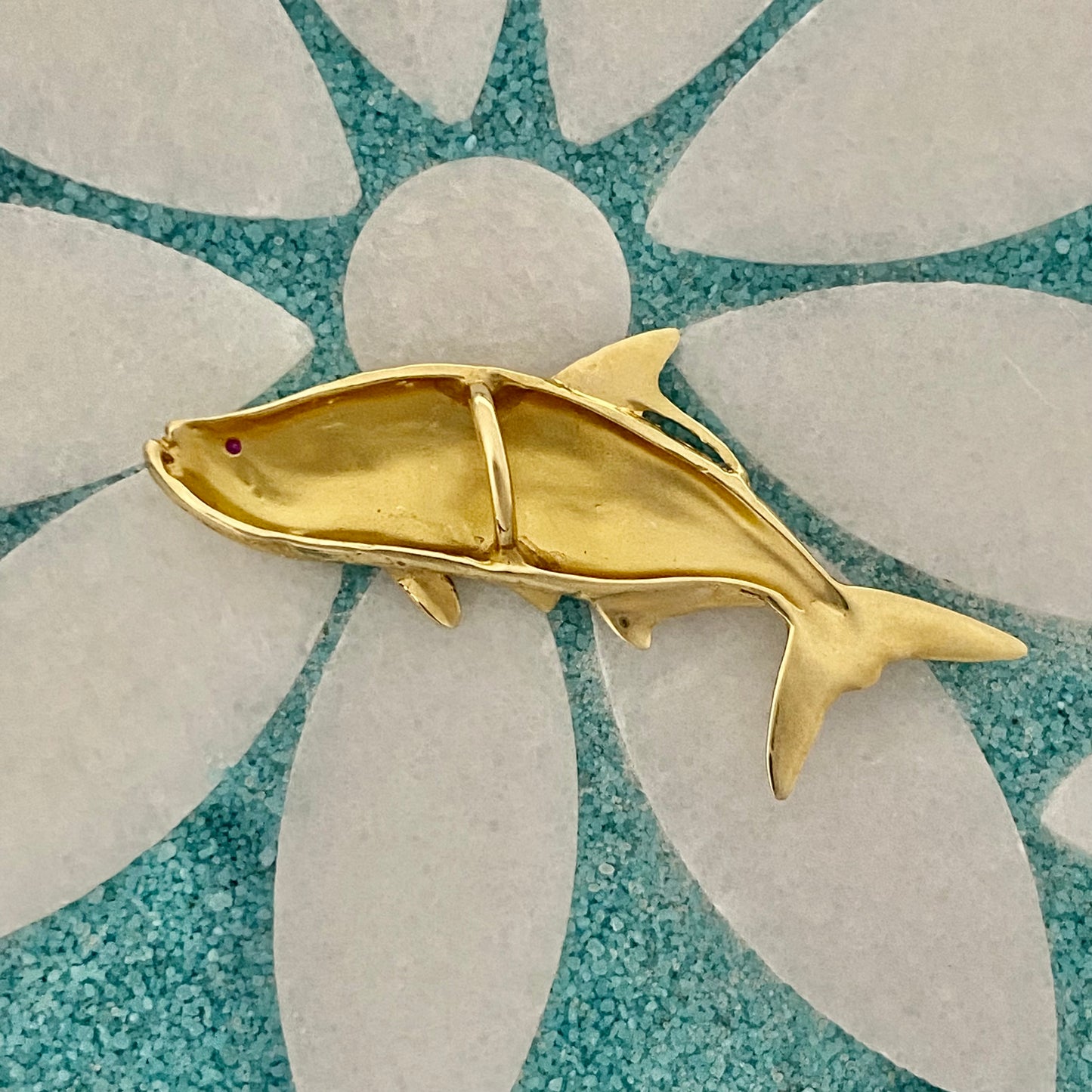 14k Yellow Gold Ruby Eye Tarpon Pendant