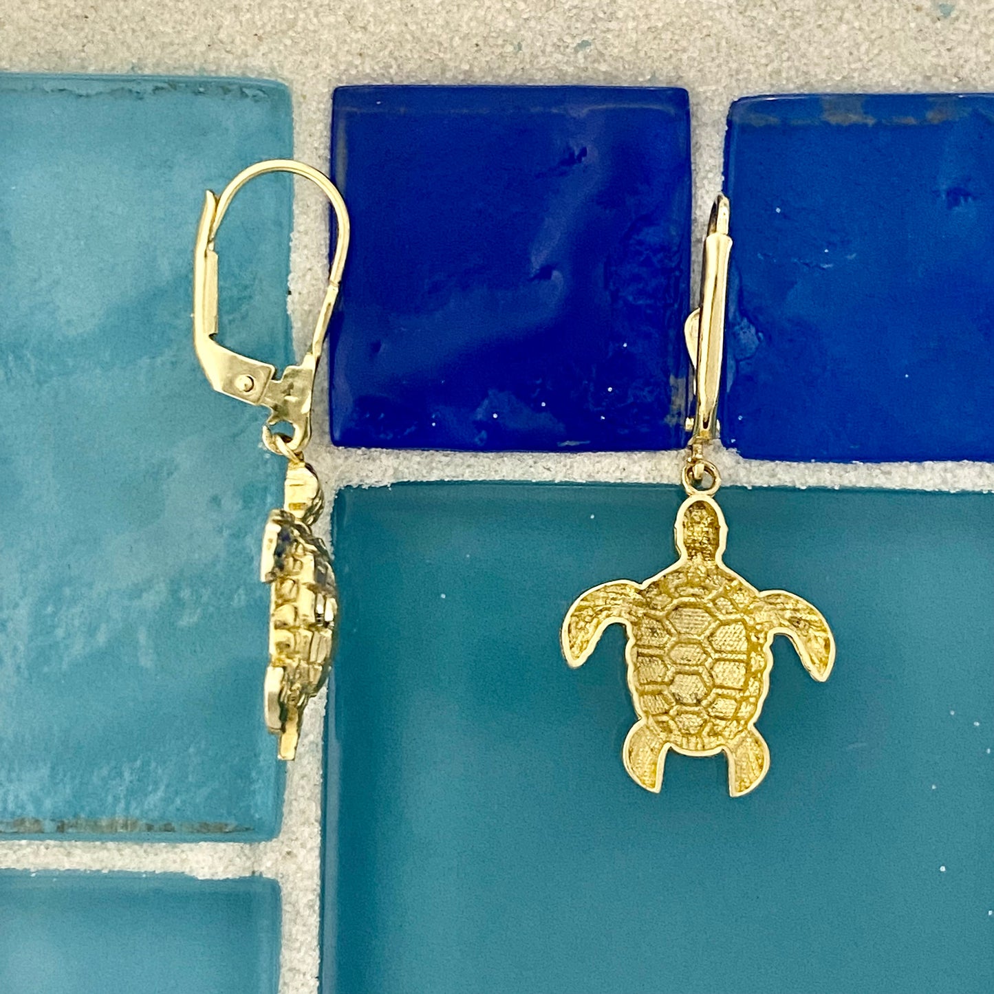14k Yellow Gold Large Diamond Cut Turtle Lever Back Earrings