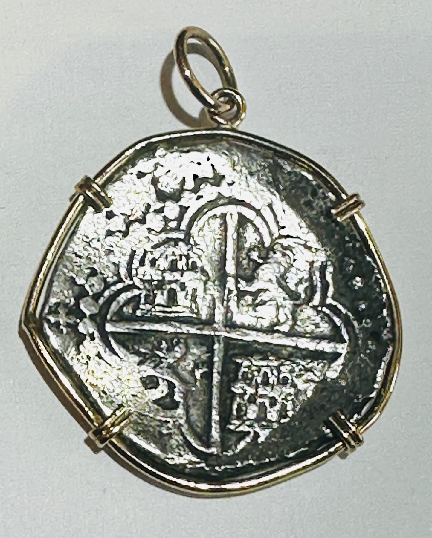 Spice Island Wreck 8 Reales Treasure Coin 14k Gold Bezel 69470