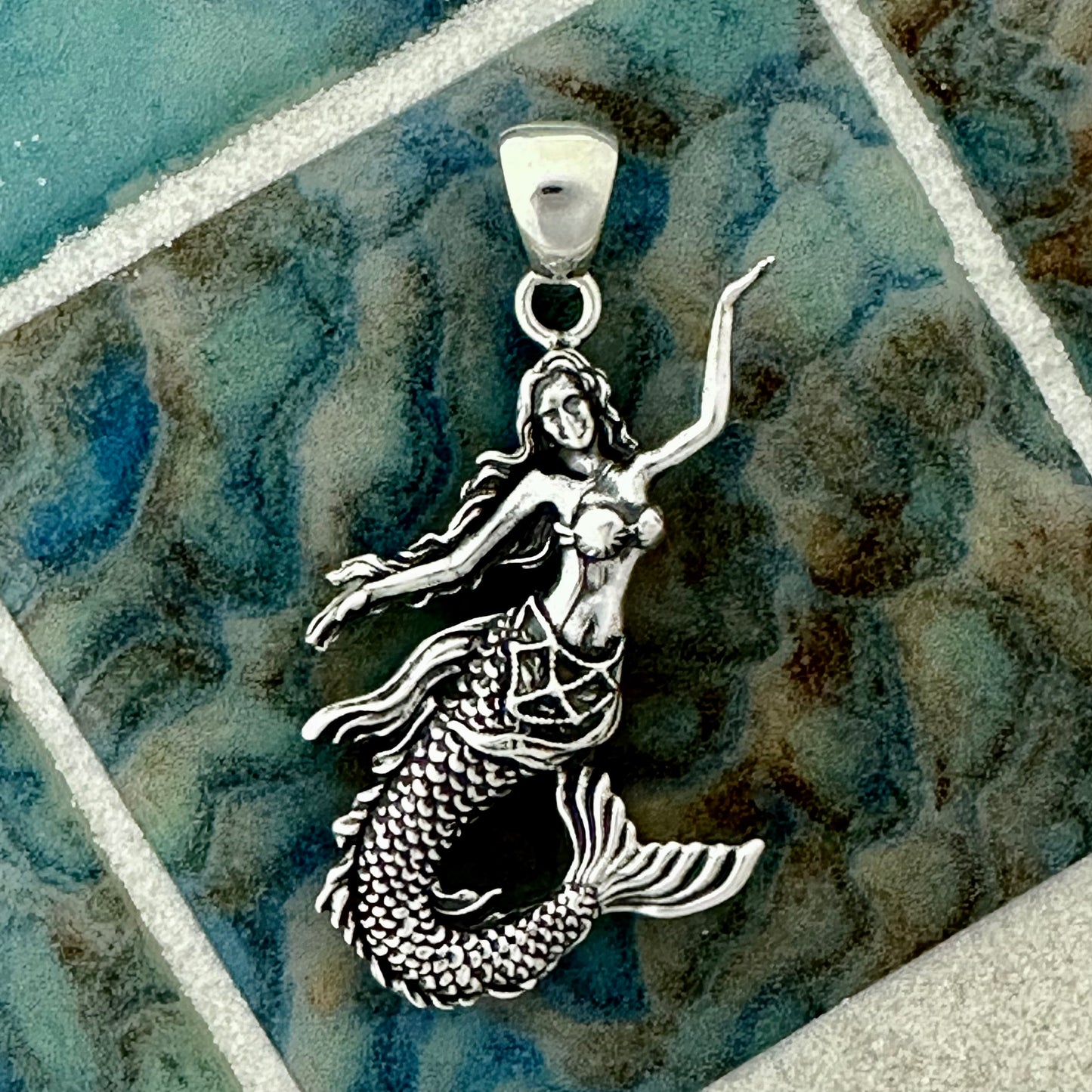 925 Sterling Silver Mermaid Pendant