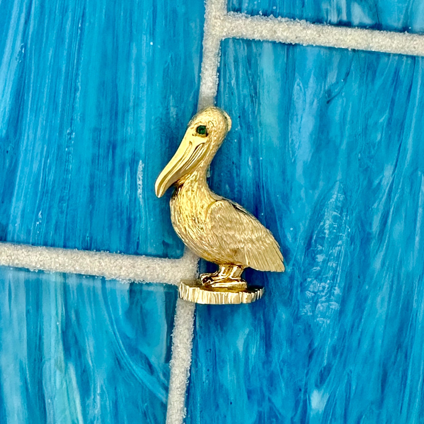 14k Yellow Gold Pelican With Emerald Eye Pendant