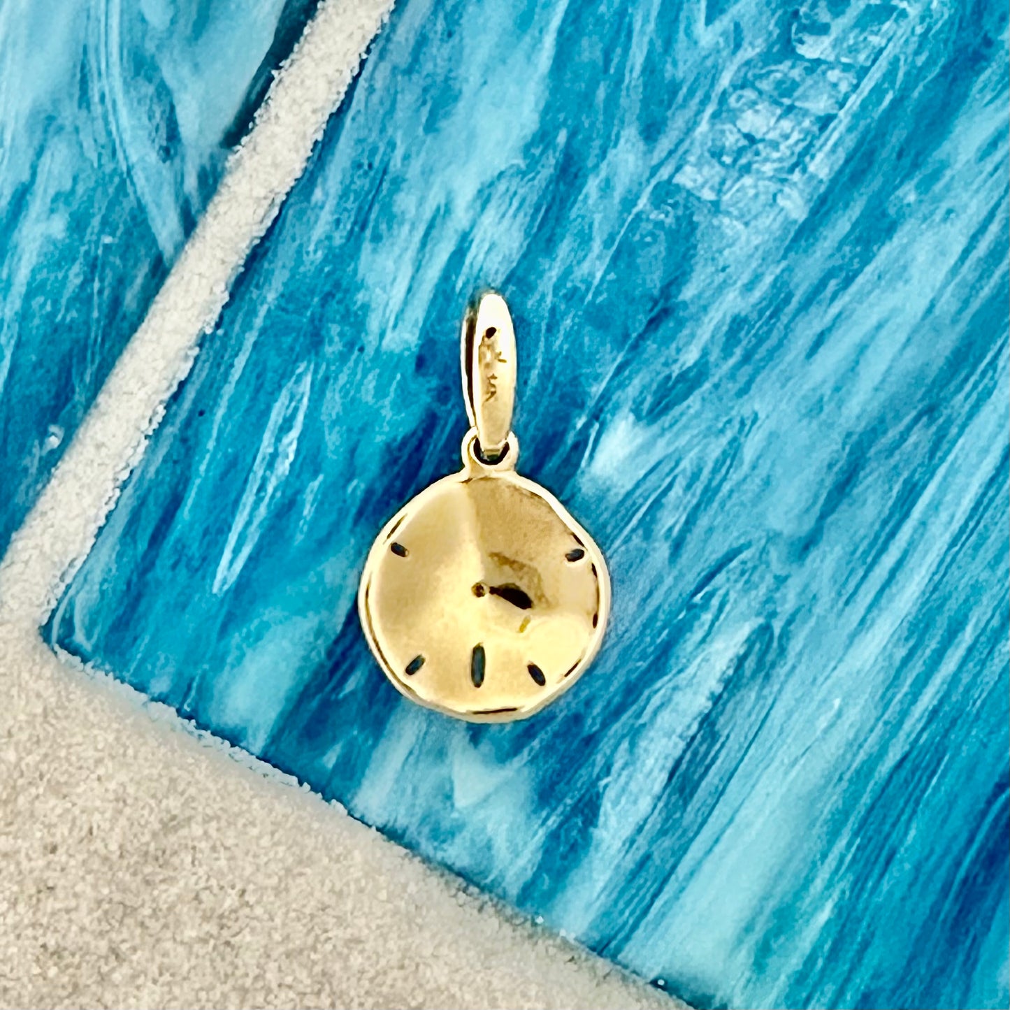 14k Yellow Gold Small Sand Dollar With Diamond .01ct Pendant
