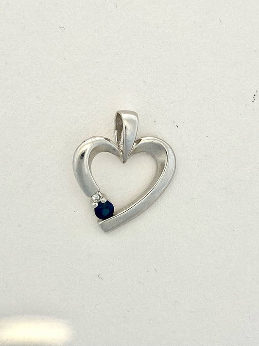 14k white god Sapphire Diamond heart