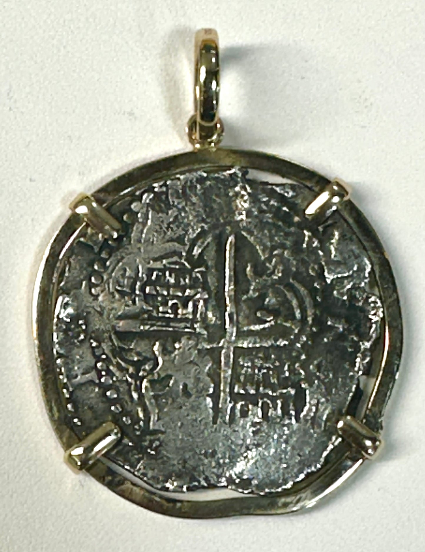 Atocha 14k Gold Bezel 8 Reales Spanish Treasure Coin AT151