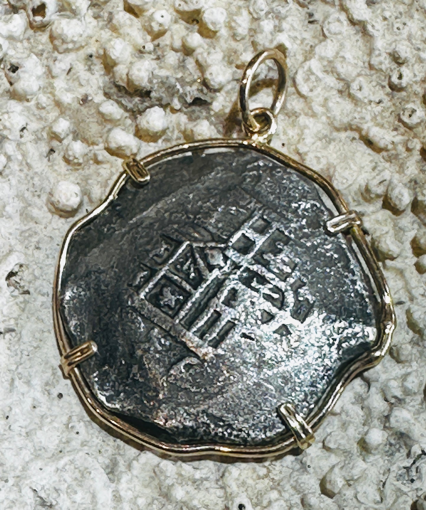 Spice Island Wreck 8 Reales Treasure Coin 14k Gold Bezel 69469