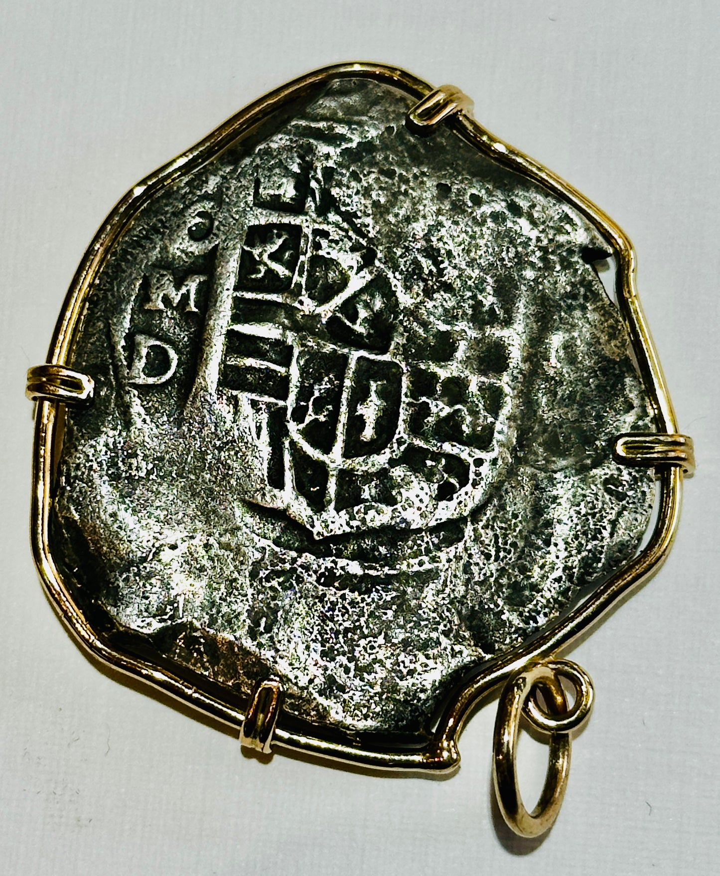 Spice Island Wreck 8 Reales Treasure Coin 14k Gold Bezel 69467
