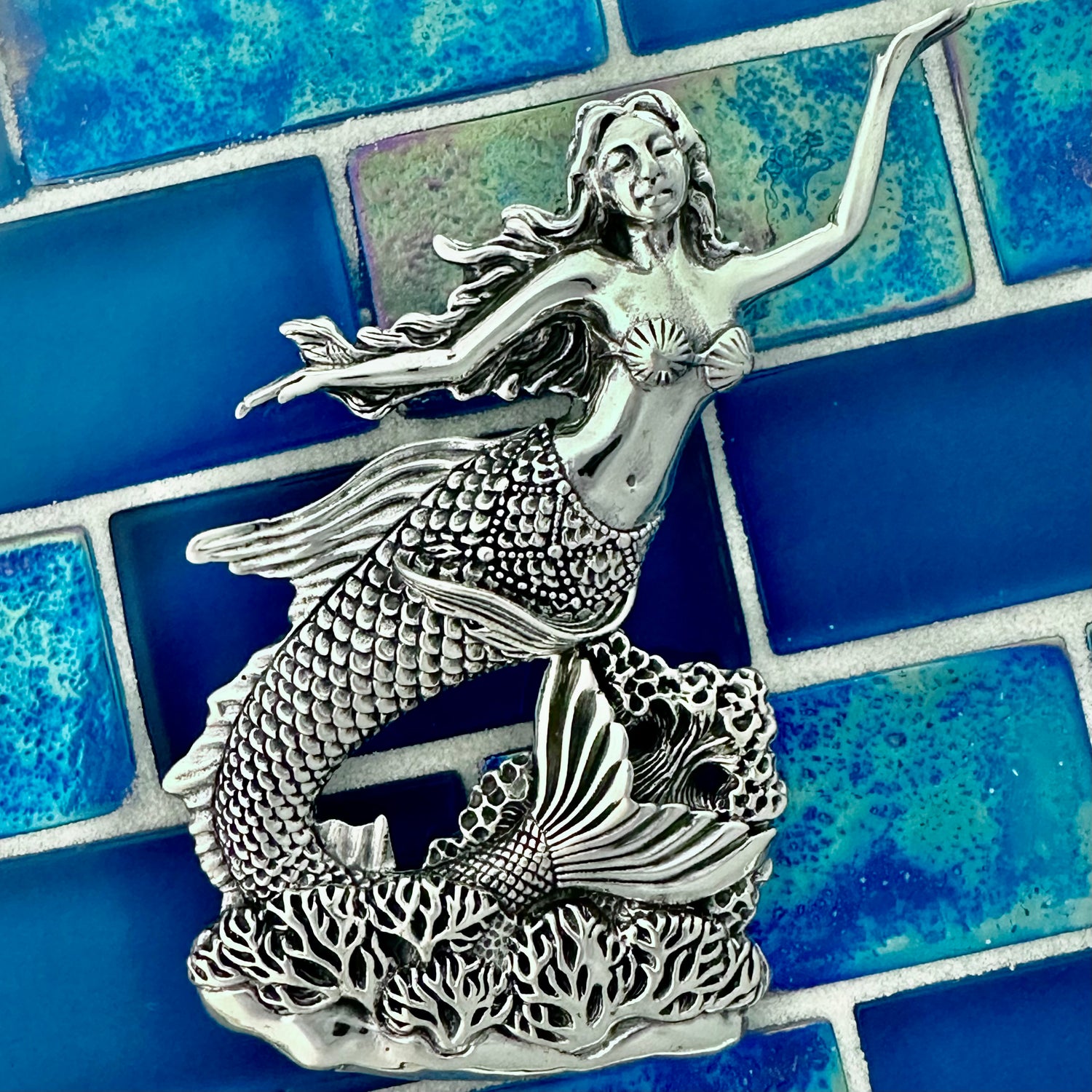 925 Sterling Silver XL Mermaid Pendant - DePaulas