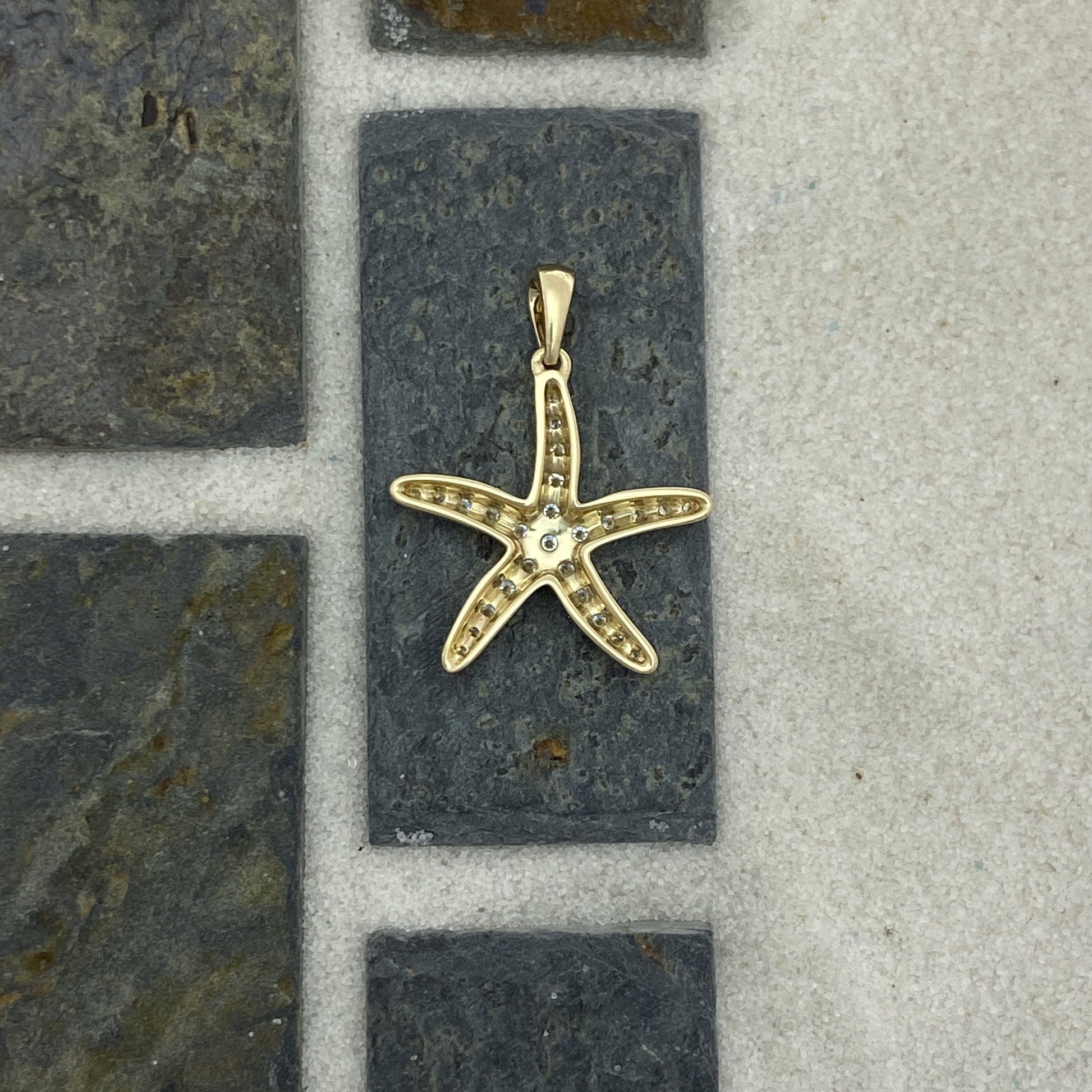14k Yellow Gold Diamond .25cttw Starfish Pendant - DePaulas