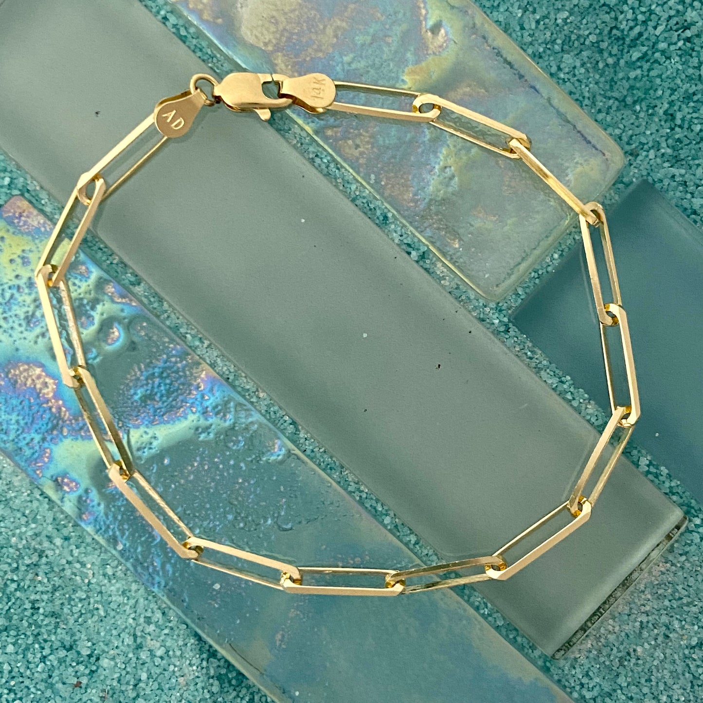 14k Yellow Gold Paperclip Bracelet 7 3/4” - DePaulas