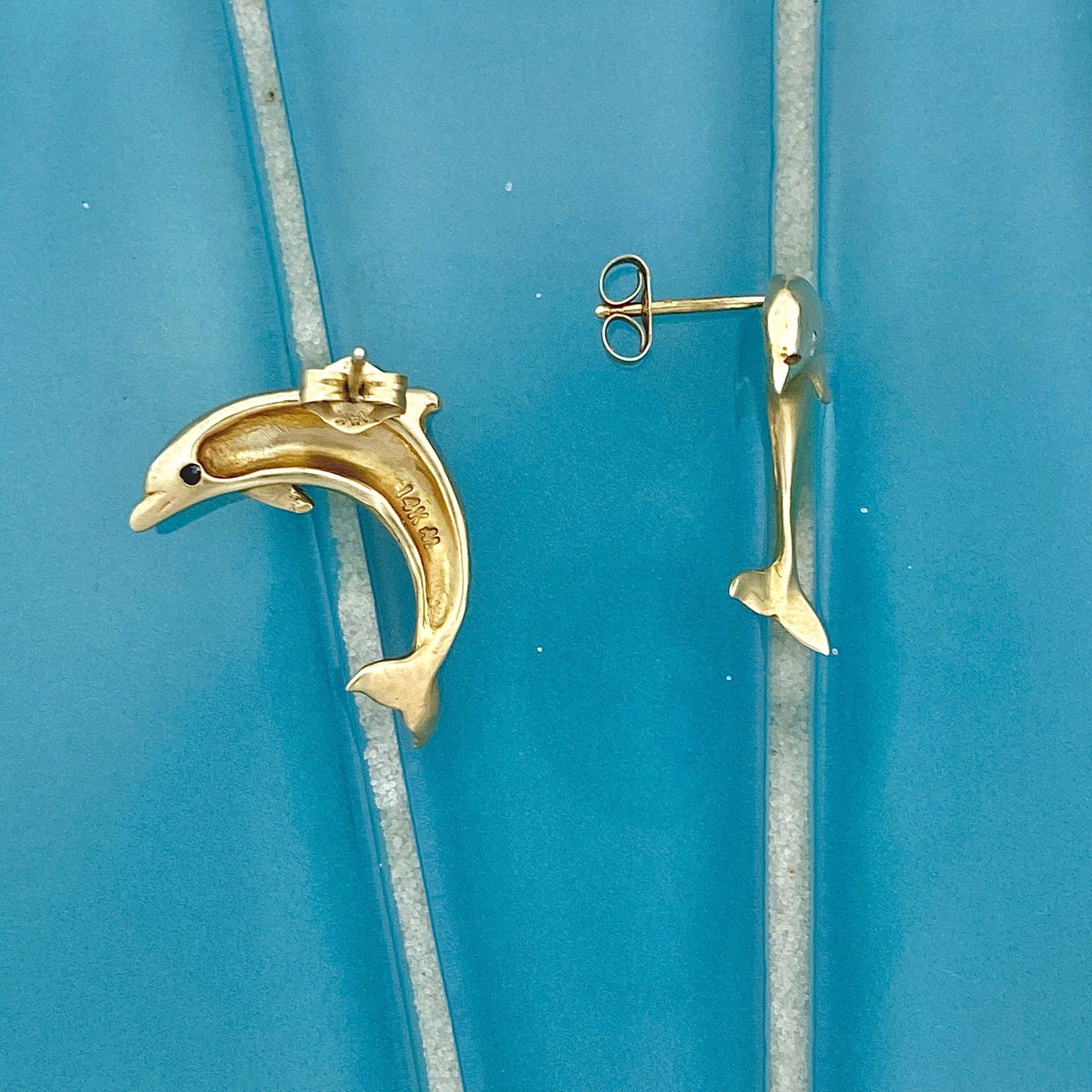 14k Yellow Gold Dolphin with Diamond Eyes .02cttw Post Earrings - DePaulas