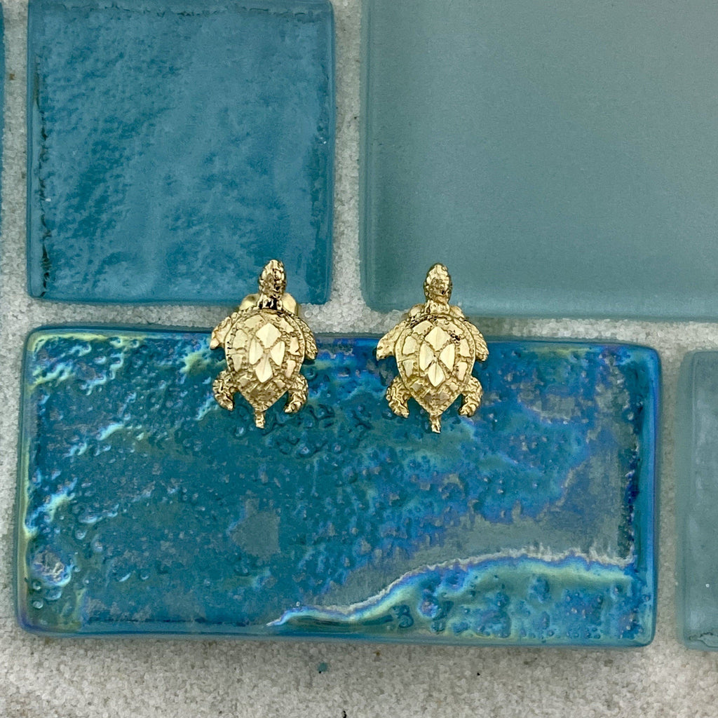 14k Yellow Gold Diamond Cut Small Turtle Post Earrings - DePaulas