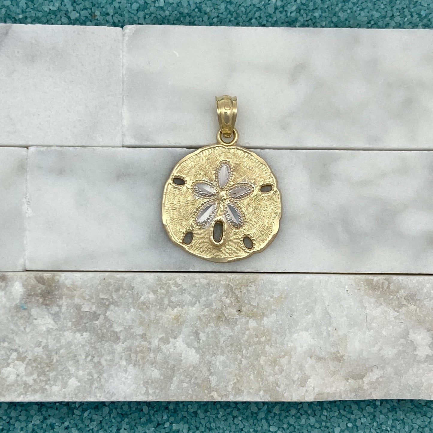 14k 2-Tone Gold Sand Dollar Pendant - DePaulas