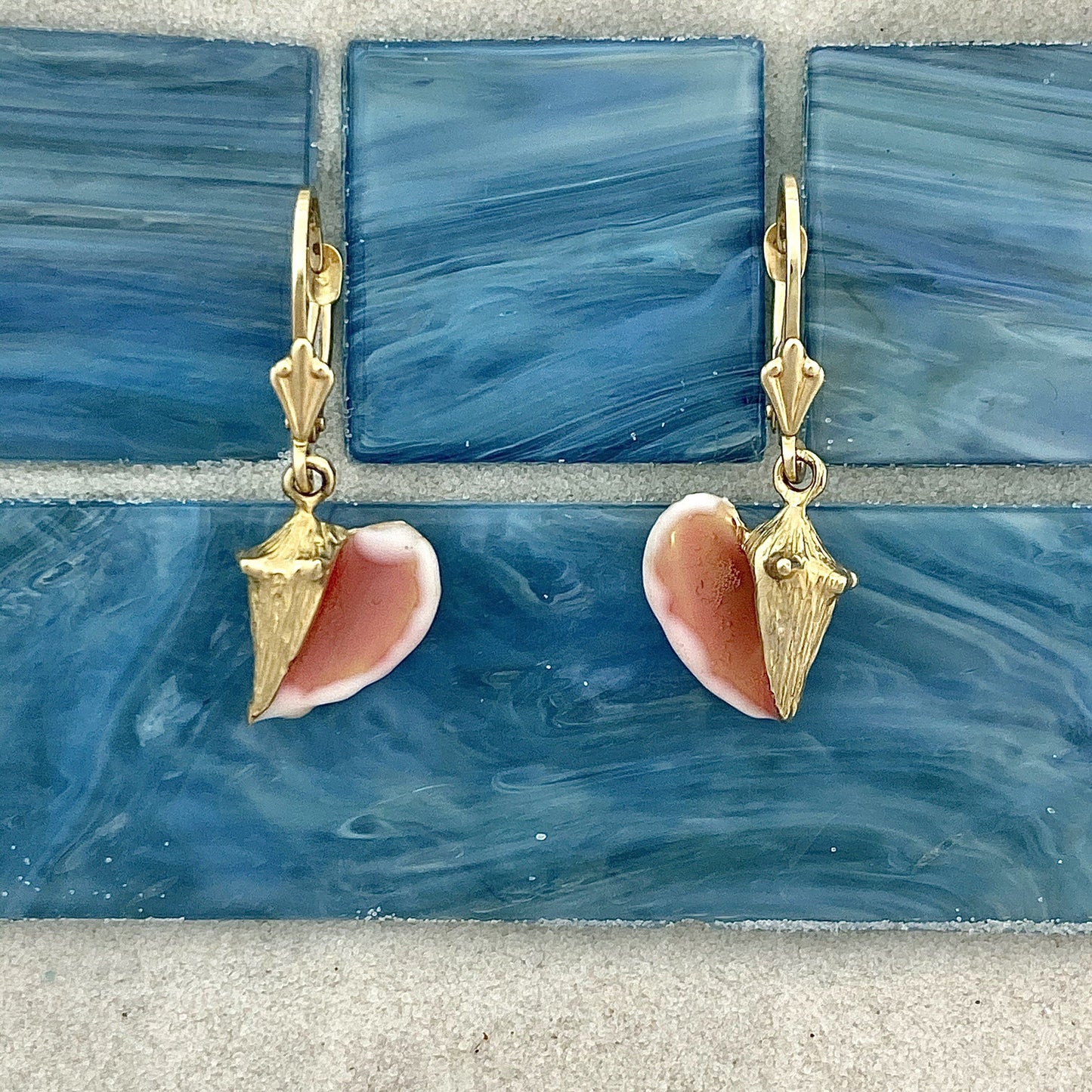 14k Yellow Gold Conch with Enamel Leverback Earrings - DePaulas