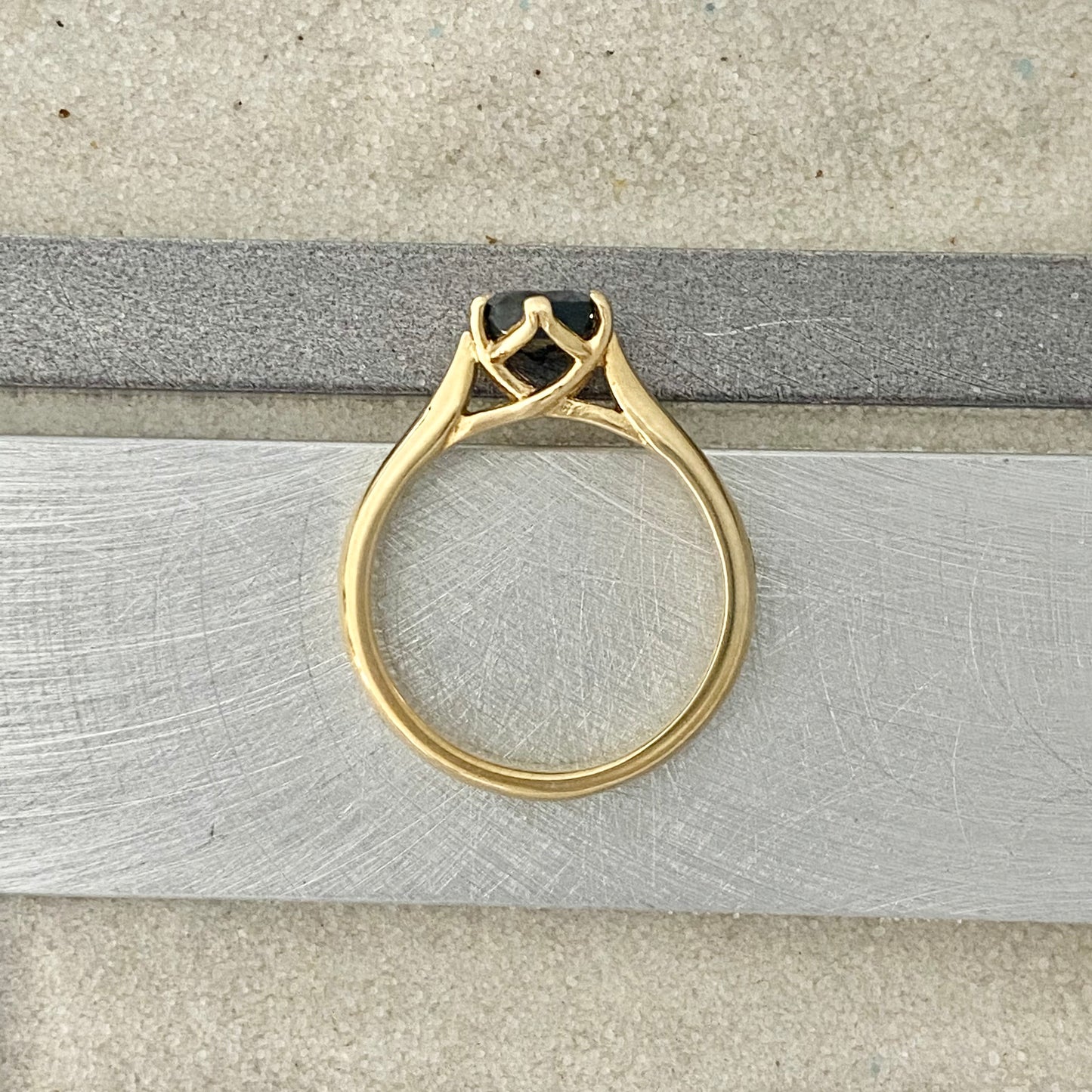 14k Yellow Gold 1.15ct Sapphire Ring Size 6