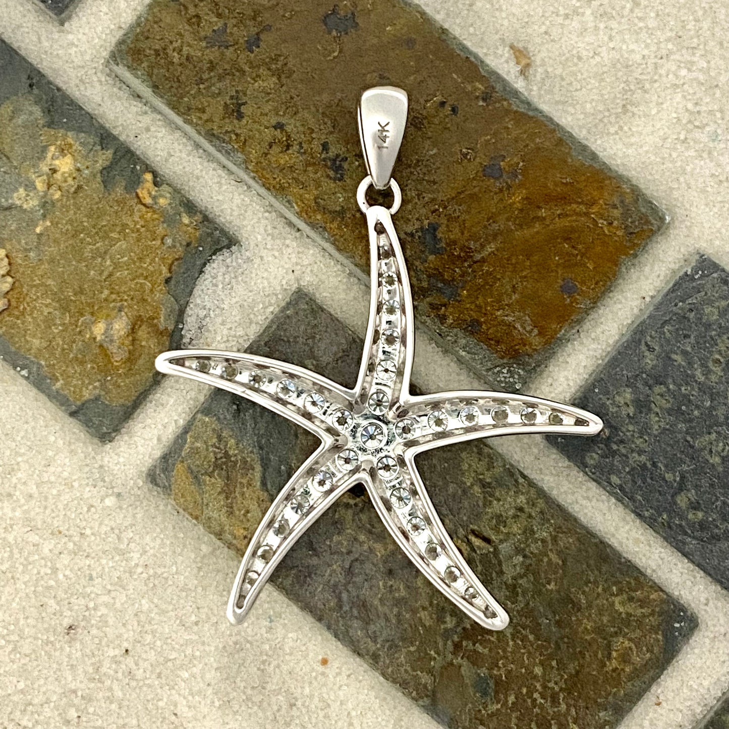 14k White Gold 1.50cttw Diamond Starfish Pendant