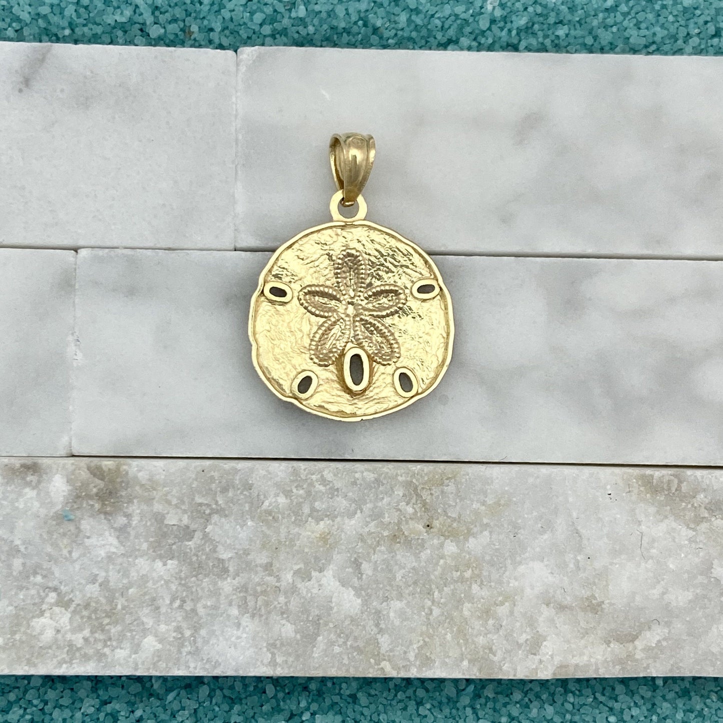 14k 2-Tone Gold Sand Dollar Pendant - DePaulas