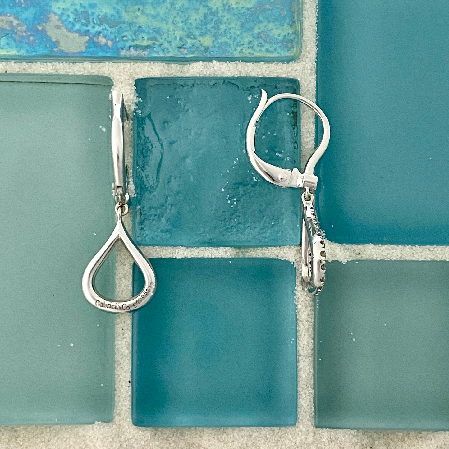 14k White Gold .28cttw Diamond Dangle Lever Back Earrings