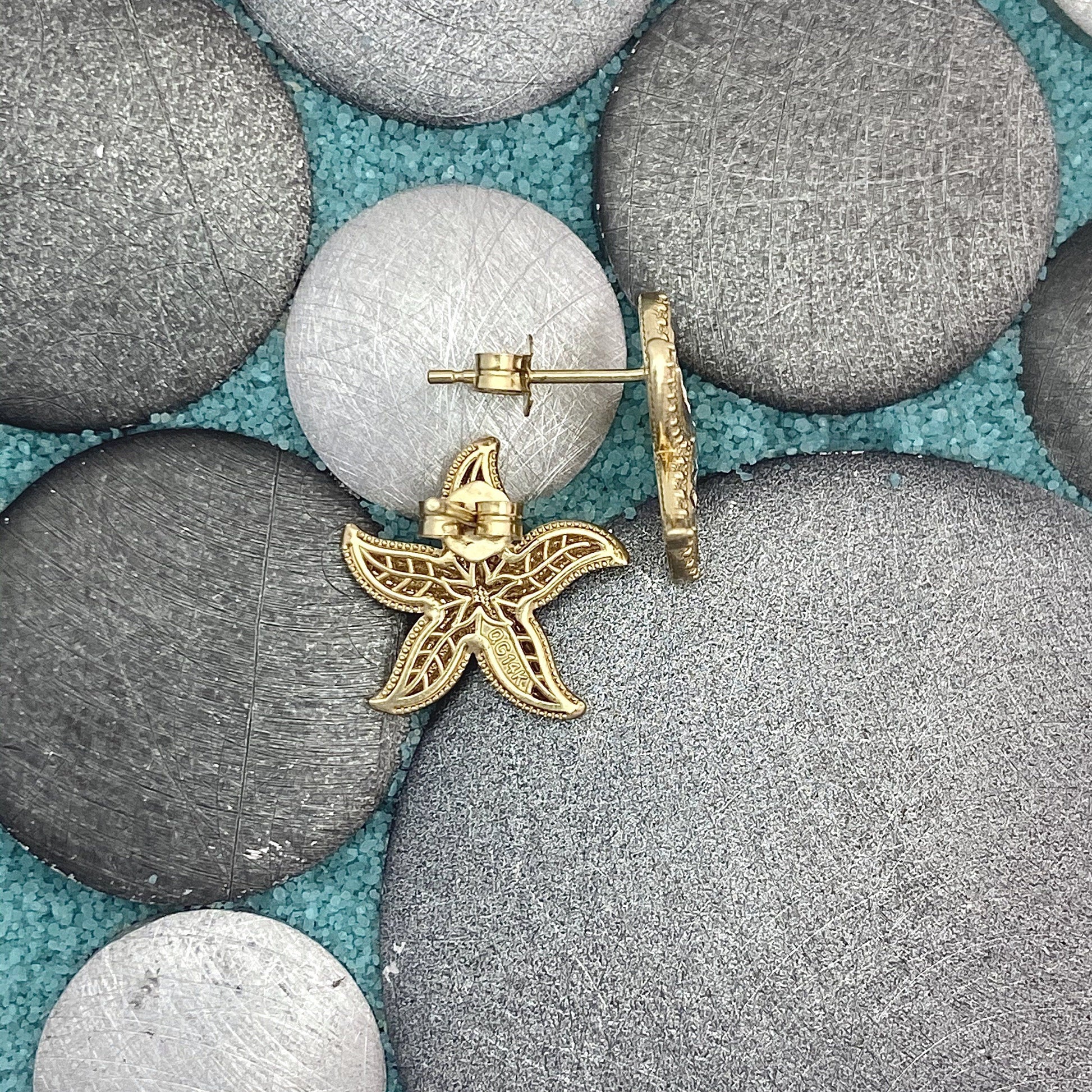 14k 2-Tone Medium Diamond Cut Starfish Post Earrings - DePaulas