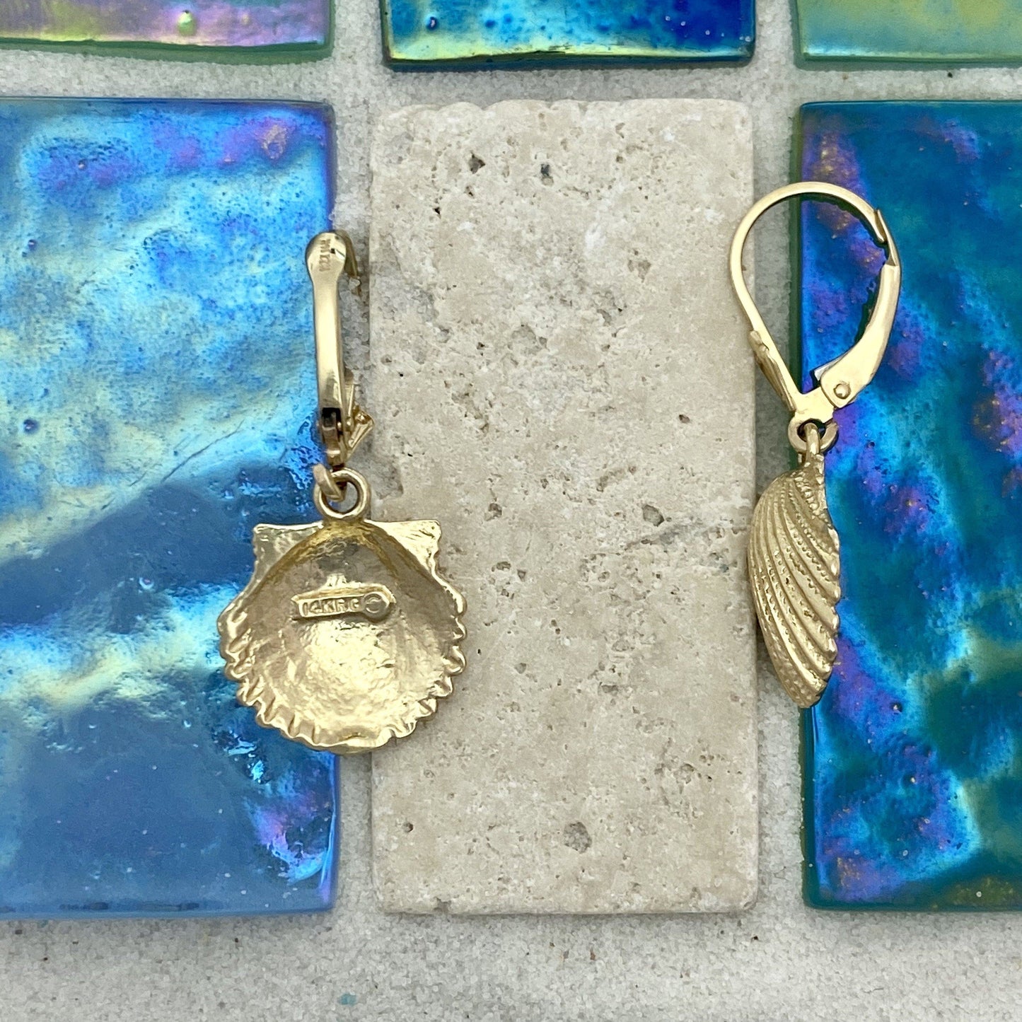 14k Yellow Gold Scallop Leverback Earrings - DePaulas