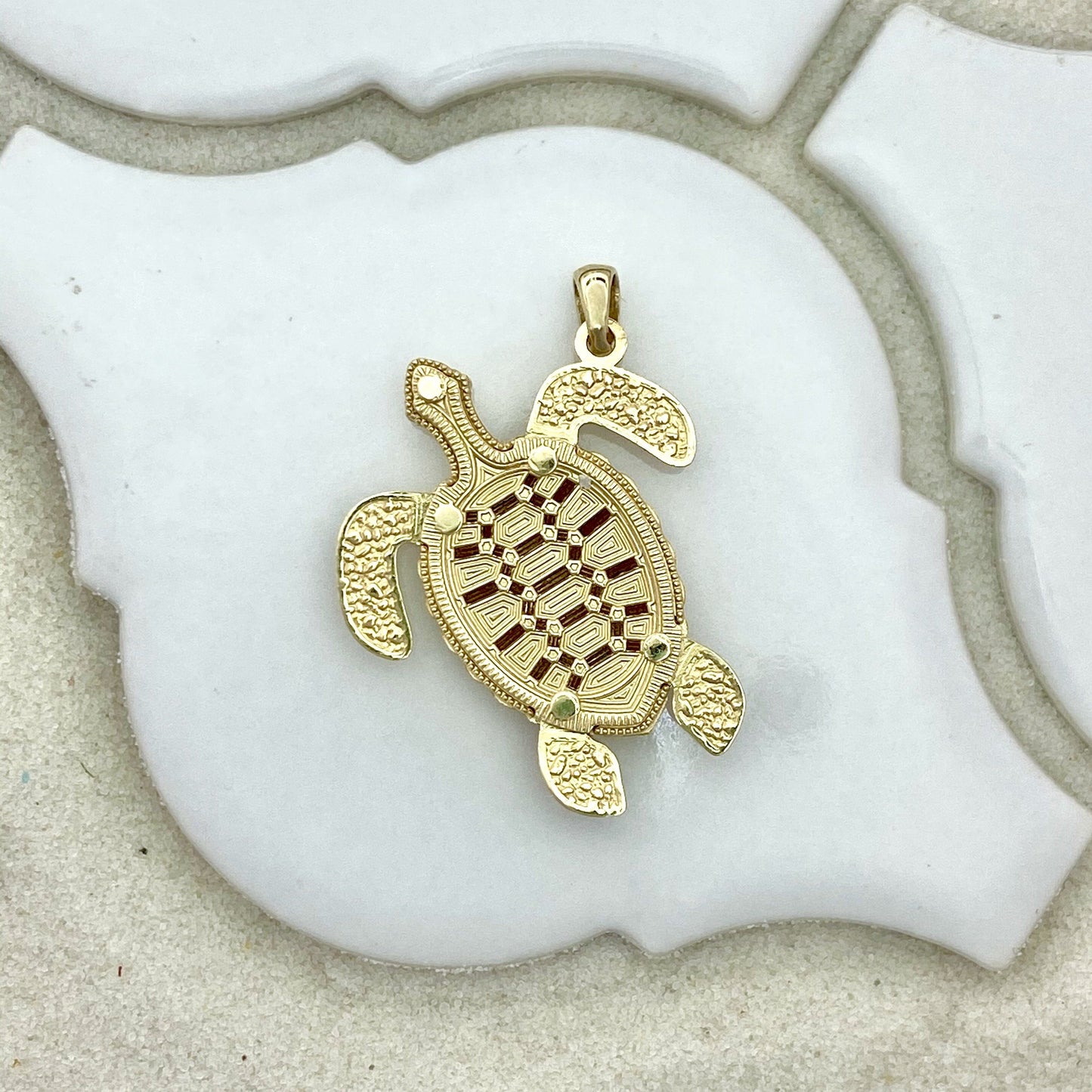 14k 2-Tone Gold Turtle With Movable Flippers Pendant - DePaulas