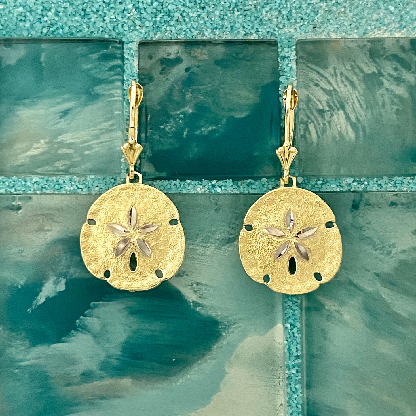 14k 2-Tone Diamond Cut Medium Sand Dollar Lever Back Earrings