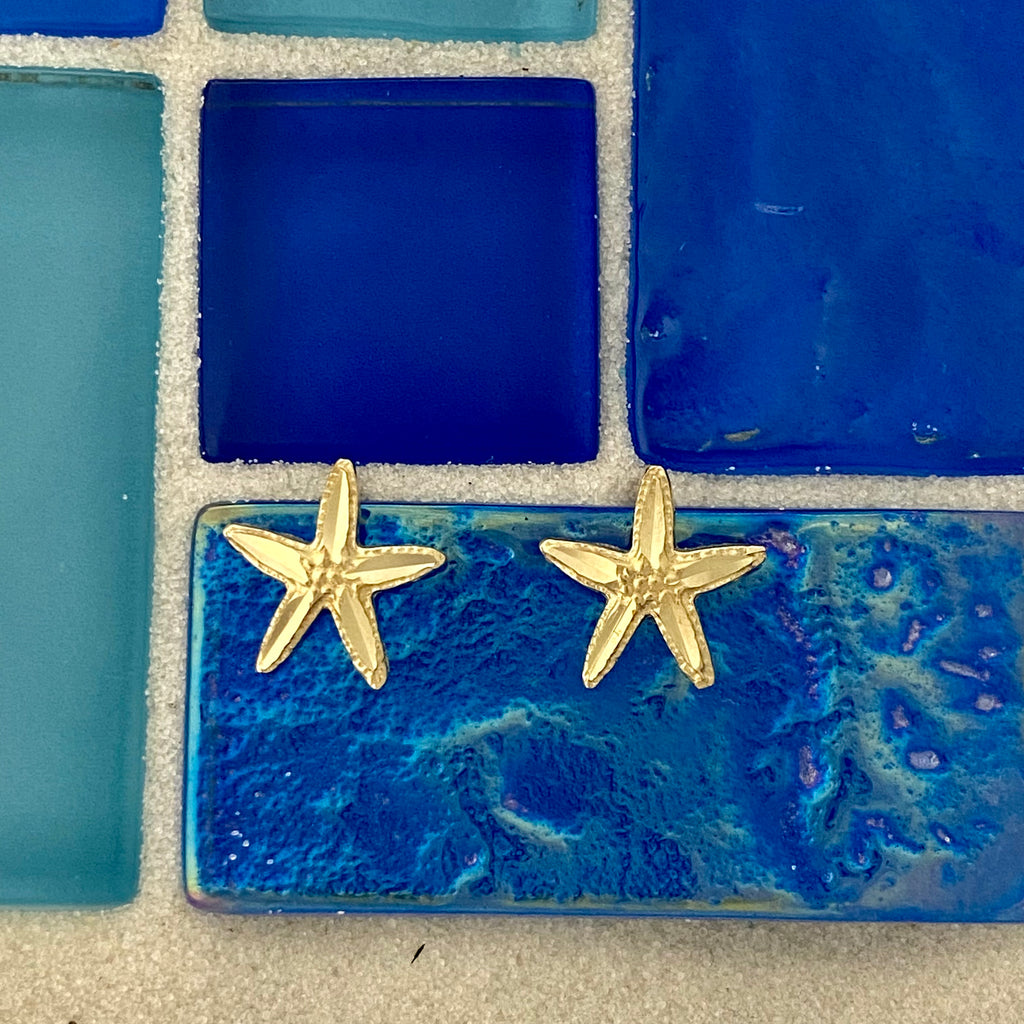 14k Yellow Gold Diamond Cut Starfish Post Earrings