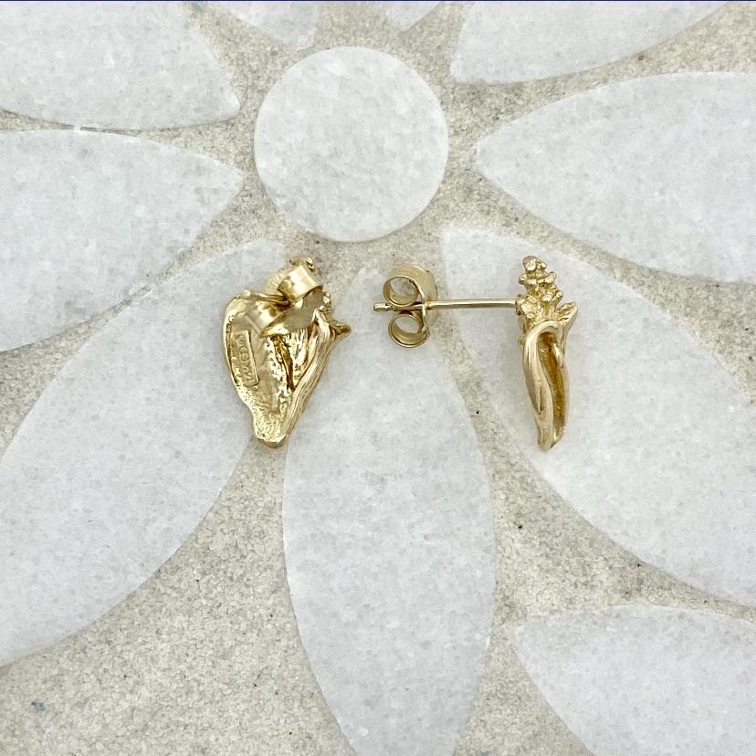 14k Yellow Gold Conch Post Earrings - DePaulas