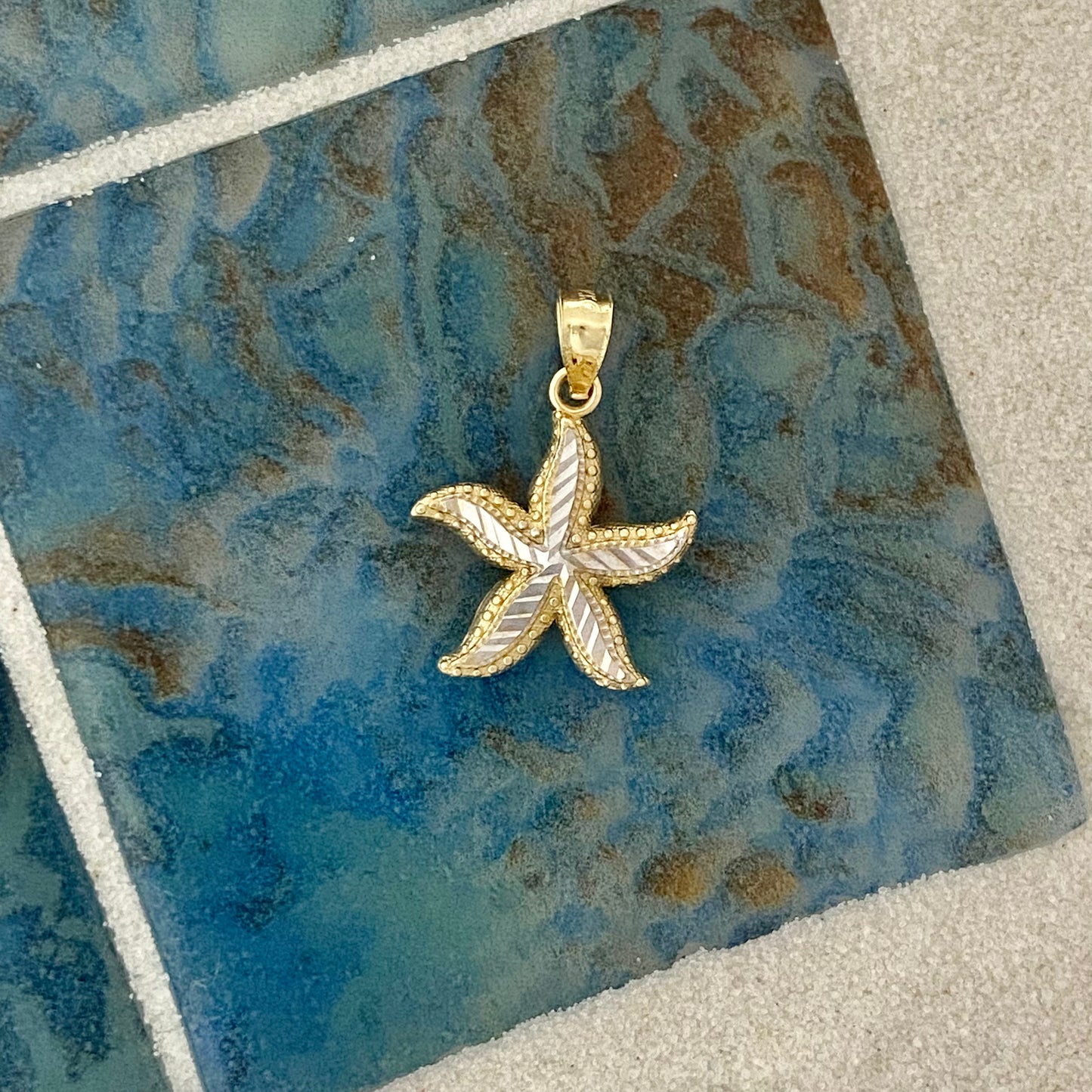 14k 2-Tone Small Diamond Cut Starfish Pendant