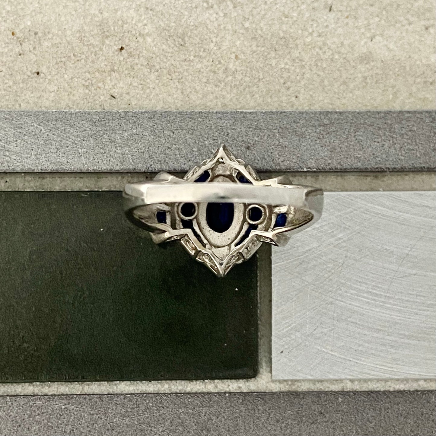 14k White Gold Sapphire And Diamond Ring Size 8 1/2