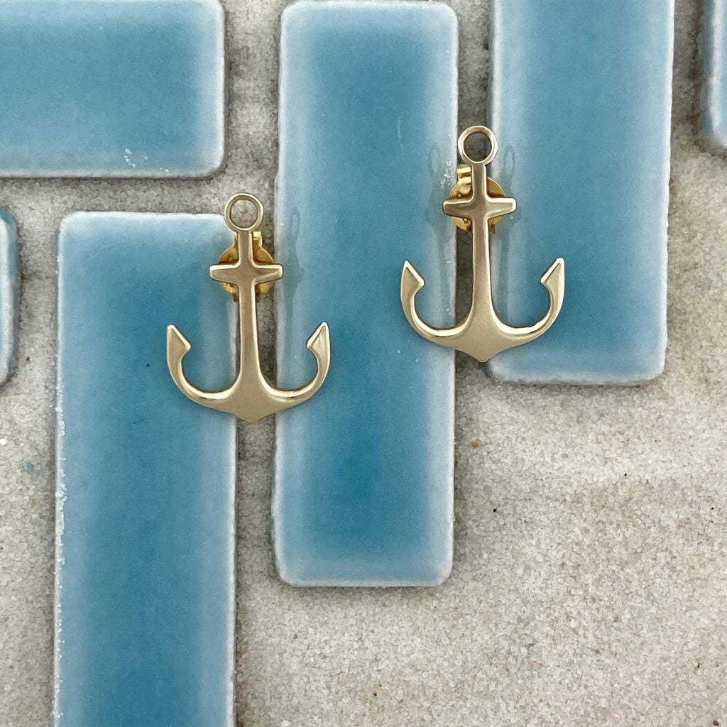 14k Yellow Gold Anchor Post Earrings - DePaulas