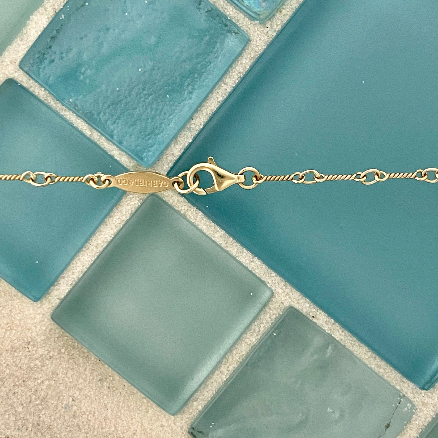 14k Yellow Gold .26cttw Diamond Anchor Necklace 16”