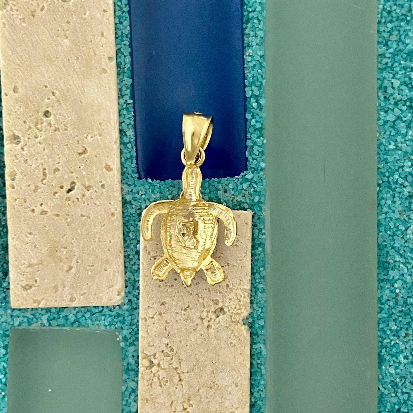 14k 2-Tone Small Diamond Cut Turtle Pendant