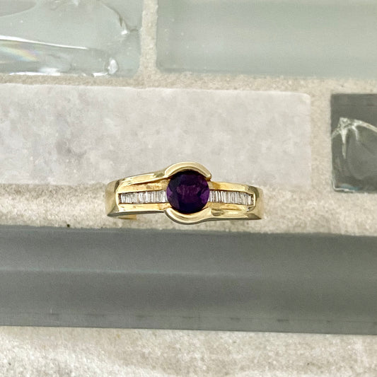 14k Yellow Gold Amethyst With Diamonds Ring Size 6 1/2